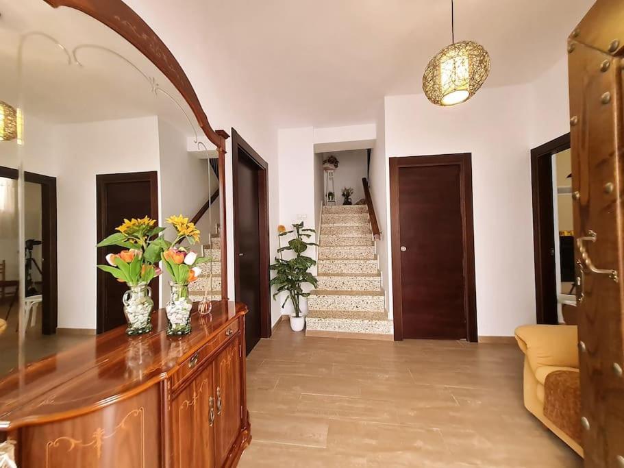 El Escondite De Hansel Y Gretel Soportujar Exteriör bild