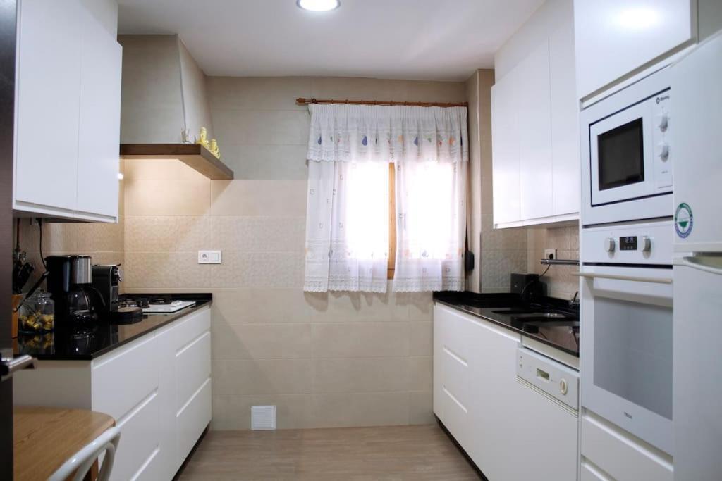 El Escondite De Hansel Y Gretel Soportujar Exteriör bild